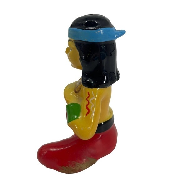 Vintage Salt & Pepper Shakers Native American Man & Drum Collectable Ceramic - Picture 4 of 8